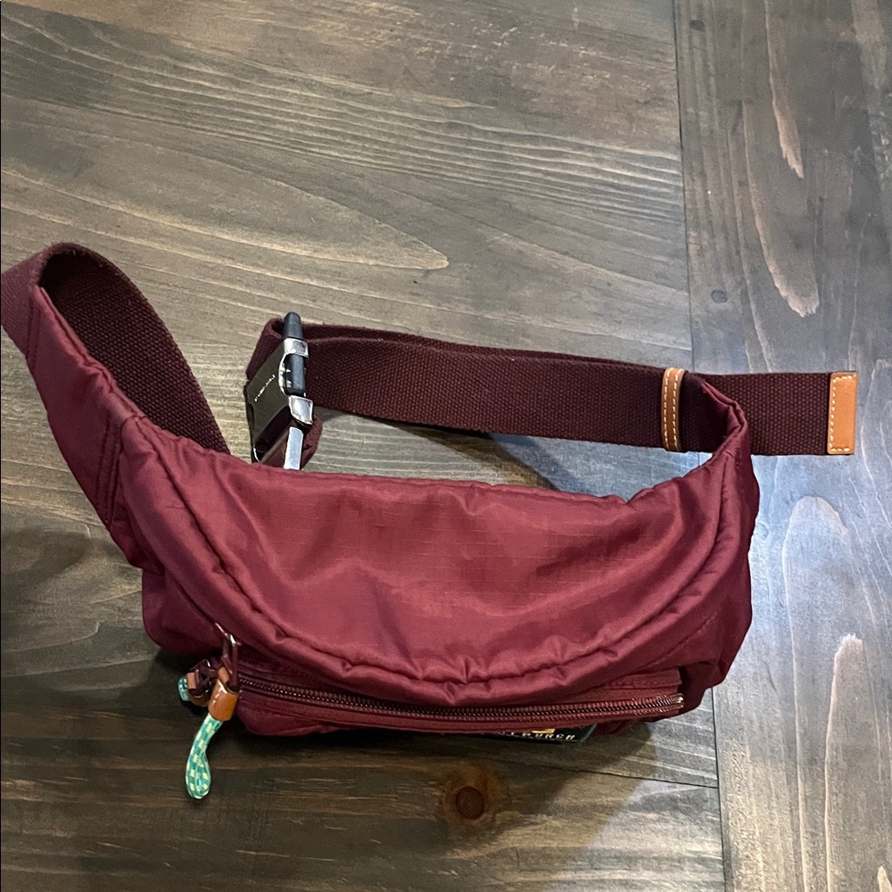 Tory Burch Ripstop Belt Bag - Picture 11 of 11